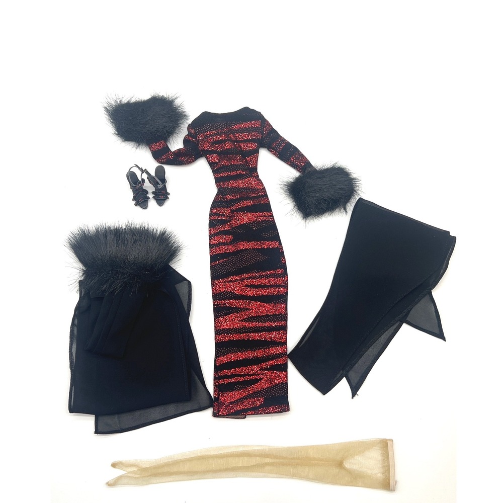 Tonner 16" Brenda Start "Lady of Mystery" Outfit Only